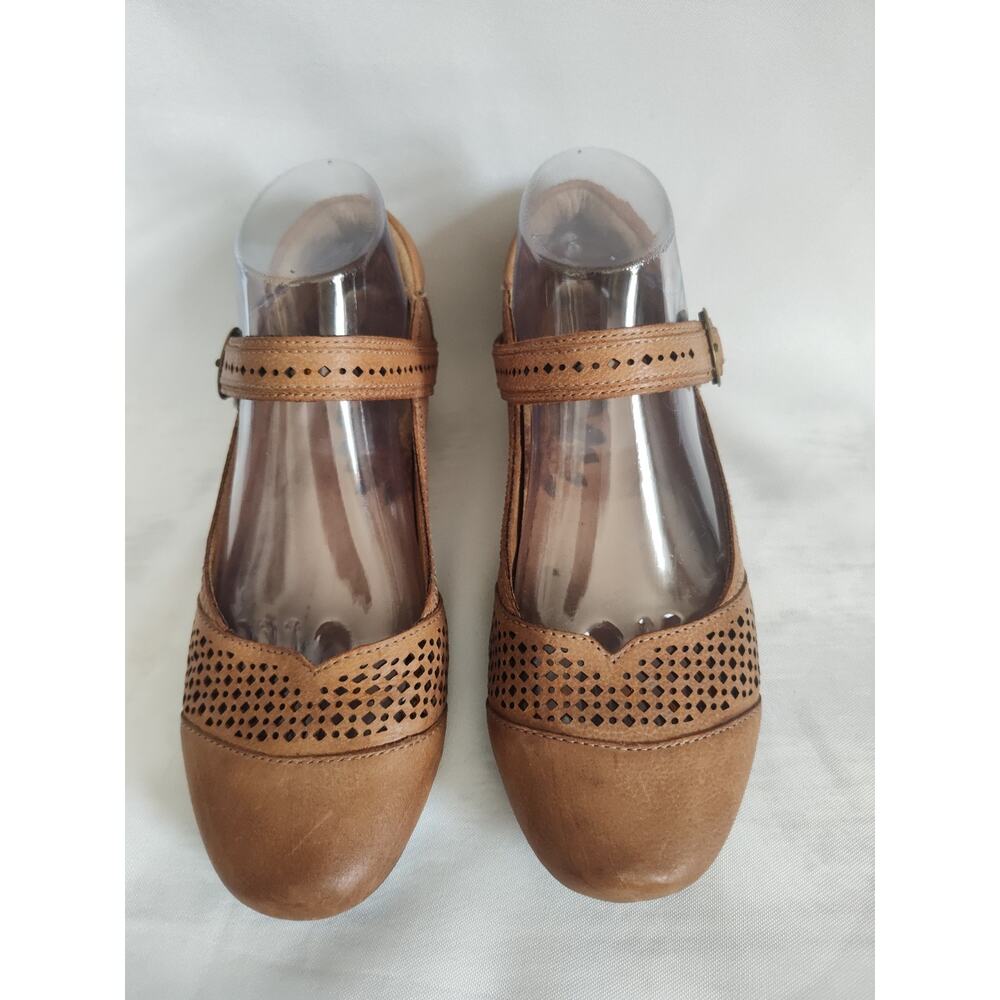 Taos Boho Lagenlook Women’s Brown Leather Mary Jane Flats Buckle Strap US 8 - Picture 3 of 6